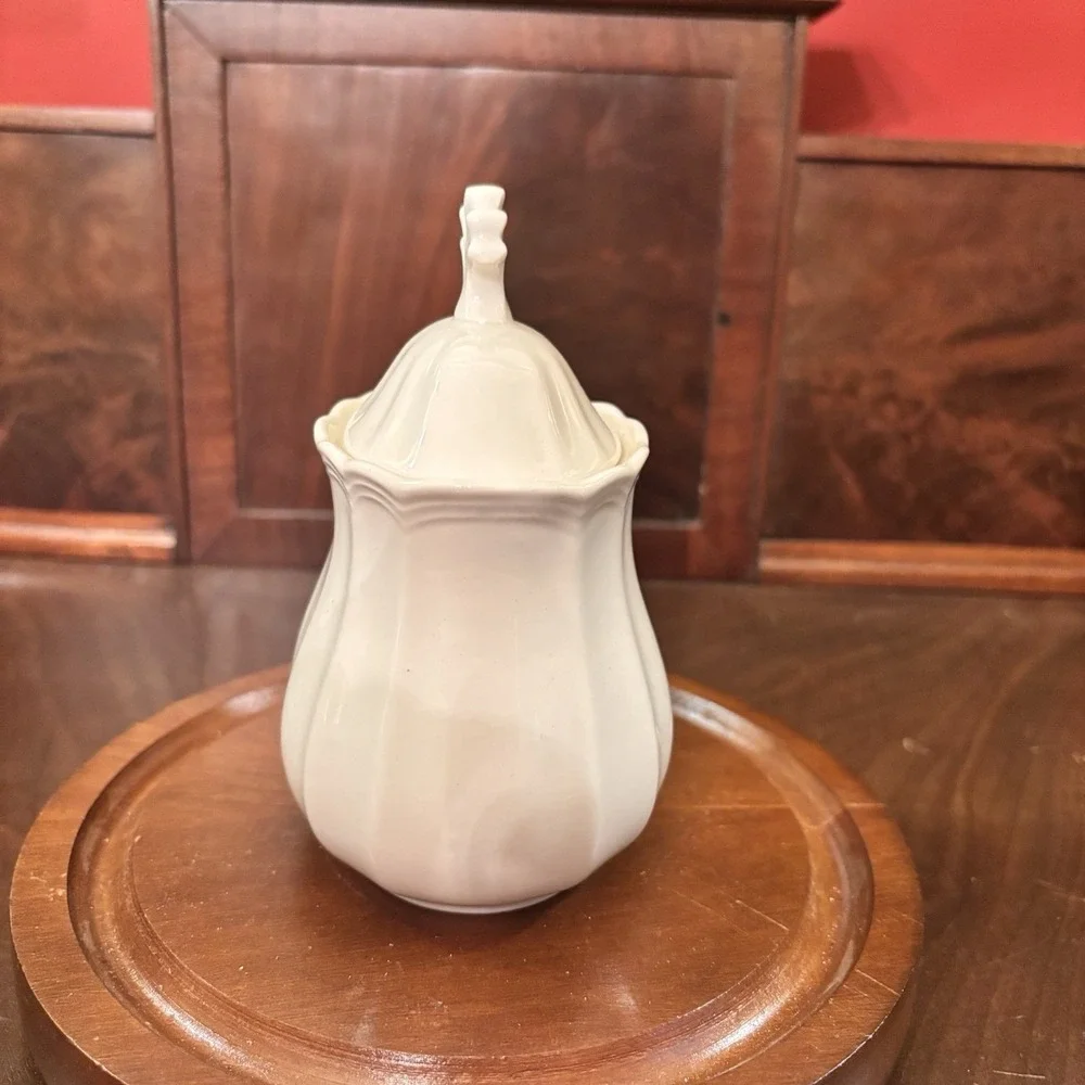 Vintage Lenox Casual Ivory Elegance  Porcelain Covered Sugar Bowl Lidded USA